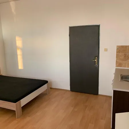 Circle Grösslingová Bed & Breakfast Bratislava