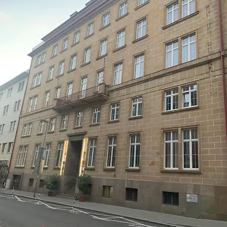 Circle Grösslingová
